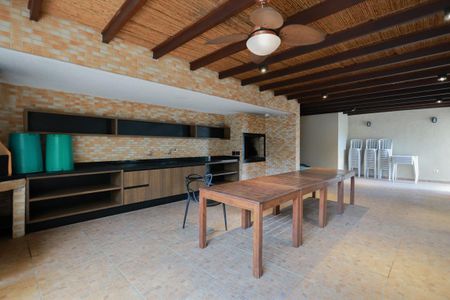 Apartamento à venda com 145m², 3 quartos e 3 vagas Apartamento à venda com 145m², 3 quartos e 3 vagasÁrea comum - Churrasqueira gourmet