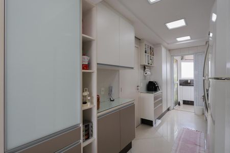 Apartamento à venda com 145m², 3 quartos e 3 vagas Apartamento à venda com 145m², 3 quartos e 3 vagasCozinha