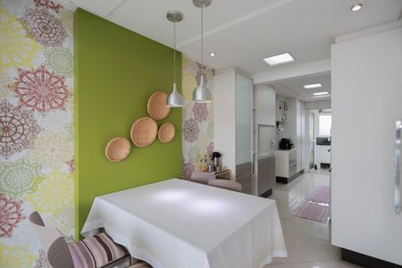 Apartamento à venda com 145m², 3 quartos e 3 vagas Apartamento à venda com 145m², 3 quartos e 3 vagasCopa