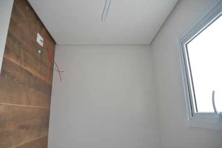 Apartamento à venda com 106m², 2 quartos e 2 vagasBanheiro de Serviço