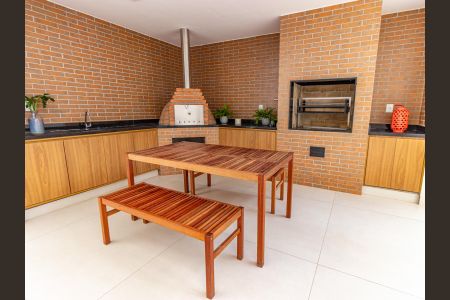 Apartamento para alugar com 44m², 2 quartos e 1 vaga Apartamento para alugar com 44m², 2 quartos e 1 vagaÁrea comum - Churrasqueira