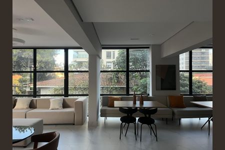 Studio à venda com 28m², 1 quarto e sem vagaÁrea comum - Salão de festas