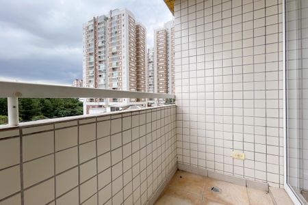 Apartamento para alugar com 77m², 3 quartos e 2 vagasSacada