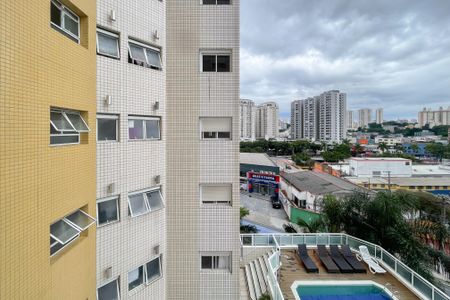 Apartamento para alugar com 77m², 3 quartos e 2 vagasVista - Quarto 1