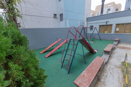 Apartamento à venda com 42m², 2 quartos e 1 vaga Apartamento à venda com 42m², 2 quartos e 1 vagaÁrea comum - Playground
