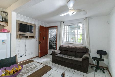 Apartamento à venda com 42m², 2 quartos e 1 vaga Apartamento à venda com 42m², 2 quartos e 1 vagaSala