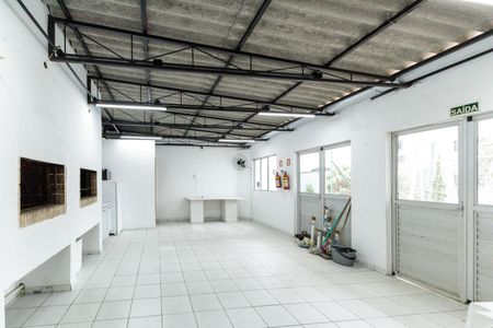 Apartamento à venda com 42m², 2 quartos e 1 vaga Apartamento à venda com 42m², 2 quartos e 1 vagaÁrea comum - Salão de festas