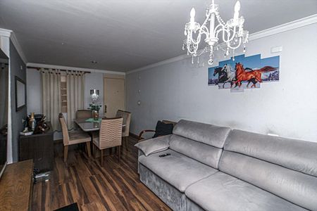 Apartamento à venda com 61m², 2 quartos e 1 vaga Apartamento à venda com 61m², 2 quartos e 1 vagaSala