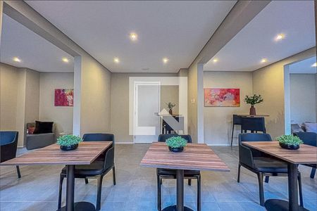 Apartamento para alugar com 38m², 1 quarto e 1 vaga Apartamento para alugar com 38m², 1 quarto e 1 vagaÁrea comum - Salão de festas