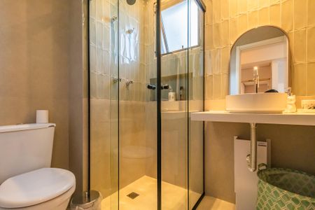 Apartamento para alugar com 76m², 2 quartos e 2 vagas Apartamento para alugar com 76m², 2 quartos e 2 vagasBanheiro