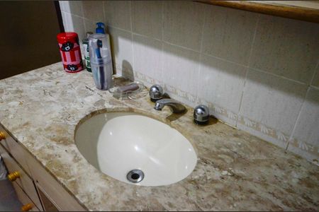 Apartamento à venda com 220m², 3 quartos e 1 vagaBanheiro da Suíte