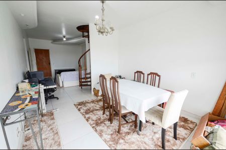 Apartamento à venda com 220m², 3 quartos e 1 vagaSala