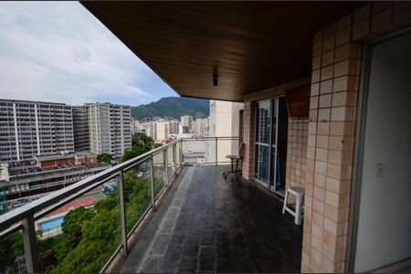 Apartamento à venda com 220m², 3 quartos e 1 vagaVaranda da Sala