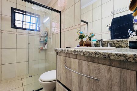 Casa à venda com 126m², 3 quartos e 3 vagas Casa à venda com 126m², 3 quartos e 3 vagasBanheiro da Suíte