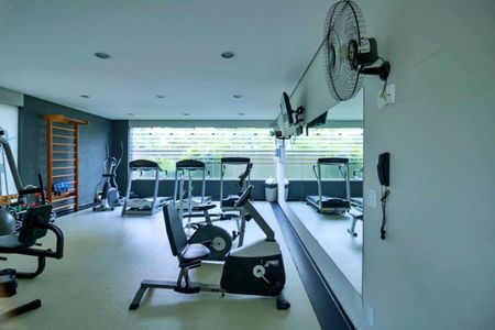 Apartamento à venda com 92m², 3 quartos e 2 vagas Apartamento à venda com 92m², 3 quartos e 2 vagasÁrea comum - Academia