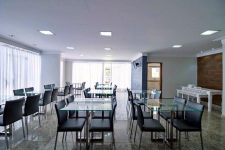 Apartamento à venda com 92m², 3 quartos e 2 vagas Apartamento à venda com 92m², 3 quartos e 2 vagasÁrea comum - Salão de festas