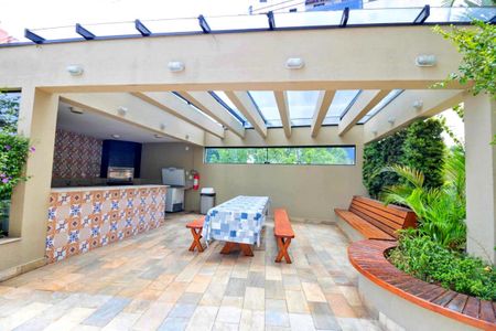 Apartamento à venda com 92m², 3 quartos e 2 vagas Apartamento à venda com 92m², 3 quartos e 2 vagasÁrea comum - Churrasqueira