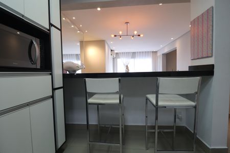 Apartamento à venda com 92m², 3 quartos e 2 vagasCozinha