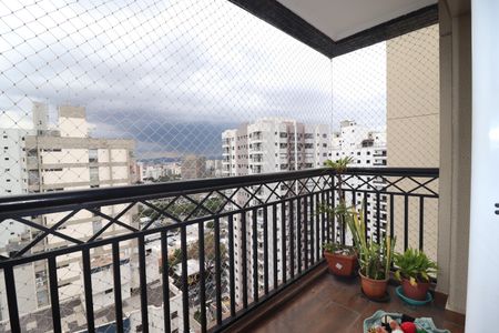 Apartamento à venda com 92m², 3 quartos e 2 vagasVaranda Sala