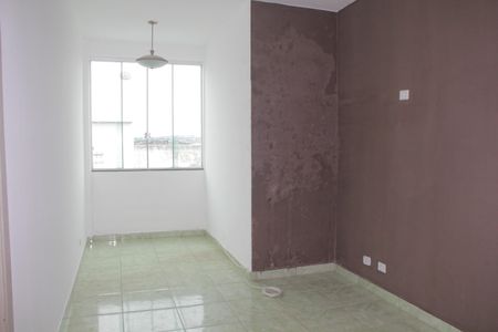 Apartamento para alugar com 79m², 2 quartos e sem vagaSala