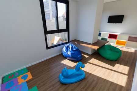 Apartamento para alugar com 35m², 2 quartos e sem vaga Apartamento para alugar com 35m², 2 quartos e sem vagaÁrea comum - Brinquedoteca