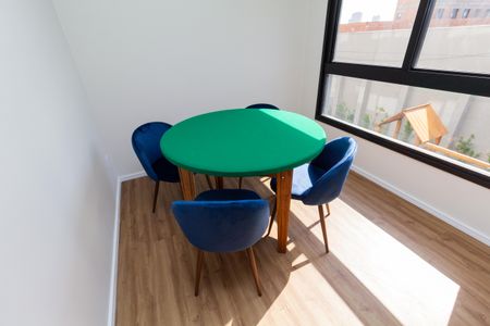 Apartamento para alugar com 35m², 2 quartos e sem vaga Apartamento para alugar com 35m², 2 quartos e sem vagaÁrea comum - Salão de Jogos