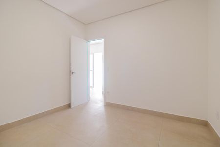 Casa de condomínio à venda com 100m², 3 quartos e 2 vagasQuarto 2