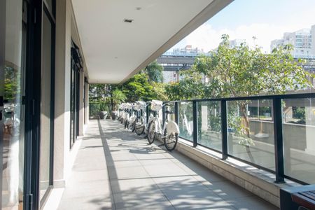 Apartamento à venda com 38m², 1 quarto e 1 vaga Apartamento à venda com 38m², 1 quarto e 1 vagaÁrea comum