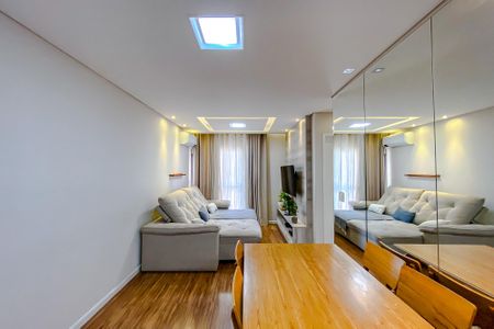 Apartamento à venda com 60m², 2 quartos e 1 vagaSala