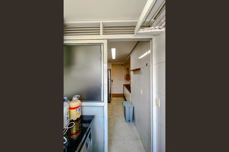 Apartamento à venda com 60m², 2 quartos e 1 vagaÁrea de Serviço