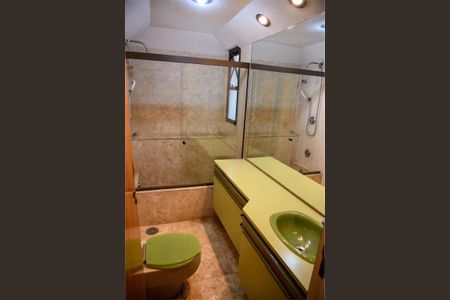 Apartamento à venda com 220m², 3 quartos e 3 vagas