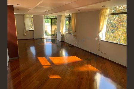 Apartamento à venda com 220m², 3 quartos e 3 vagas