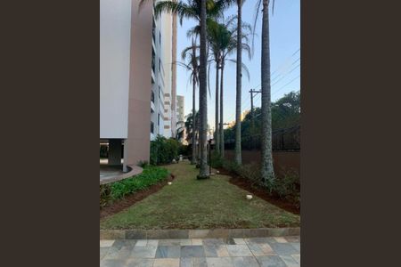 Apartamento à venda com 65m², 2 quartos e 1 vaga