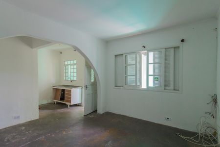 Casa para alugar com 50m², 1 quarto e 1 vaga Casa para alugar com 50m², 1 quarto e 1 vagaSala