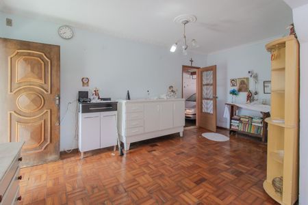 Casa para alugar com 100m², 1 quarto e 2 vagasSala