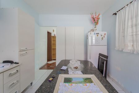 Casa para alugar com 100m², 1 quarto e 2 vagasCozinha