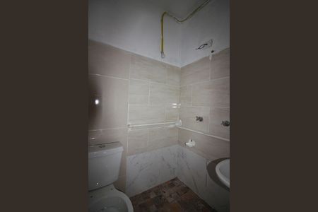 Casa à venda com 83m², 2 quartos e 2 vagasSuíte Banheiro 