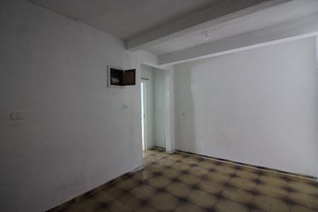 Casa à venda com 83m², 2 quartos e 2 vagasSala 