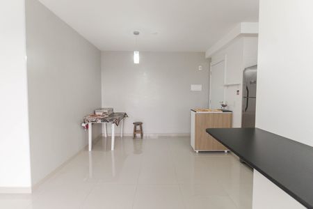 Apartamento à venda com 62m², 2 quartos e 1 vagaSala
