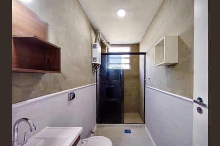 Apartamento à venda com 95m², 3 quartos e 1 vagaBanheiro Corredor