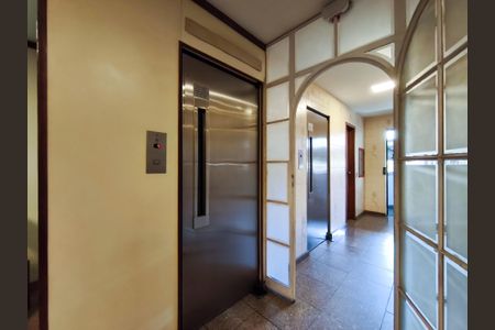 Apartamento à venda com 95m², 3 quartos e 1 vagaFachada e portaria