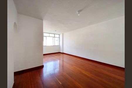 Apartamento à venda com 95m², 3 quartos e 1 vagaSala