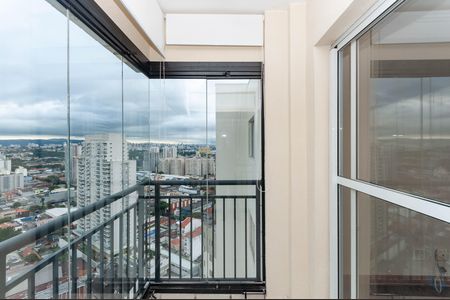 Apartamento à venda com 54m², 2 quartos e 1 vaga Apartamento à venda com 54m², 2 quartos e 1 vagaVaranda