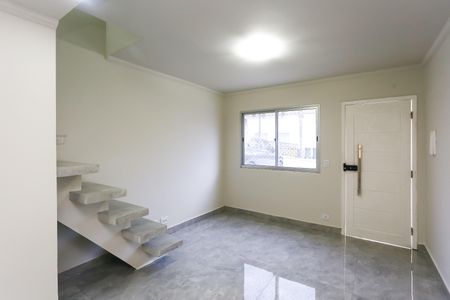 Casa de condomínio para alugar com 110m², 2 quartos e 1 vaga Casa de condomínio para alugar com 110m², 2 quartos e 1 vagaSala