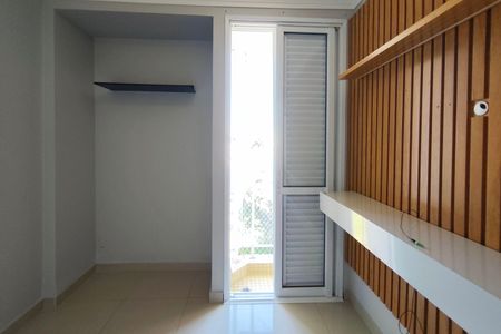 Apartamento para alugar com 80m², 3 quartos e 2 vagasQuarto 2