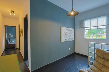 Casa à venda com 360m², 4 quartos e 2 vagasCorredor