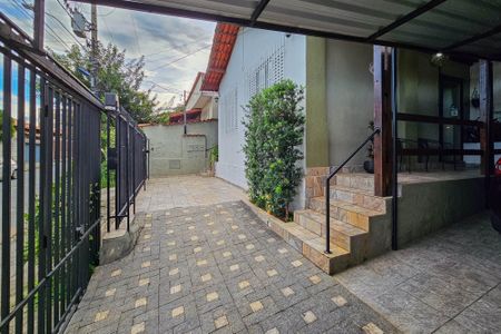 Casa à venda com 360m², 4 quartos e 2 vagasGaragem