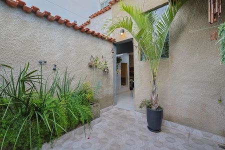 Casa à venda com 360m², 4 quartos e 2 vagasVaranda