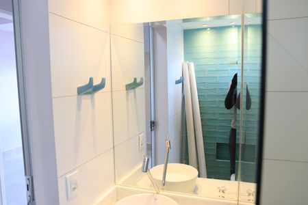 Apartamento para alugar com 71m², 2 quartos e 1 vagaBanheiro 