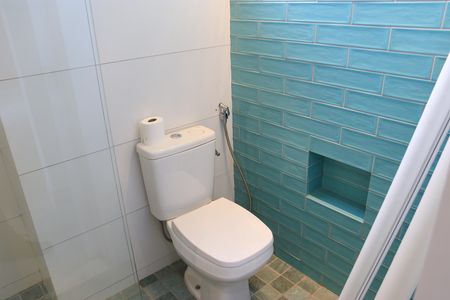 Apartamento para alugar com 71m², 2 quartos e 1 vagaBanheiro 